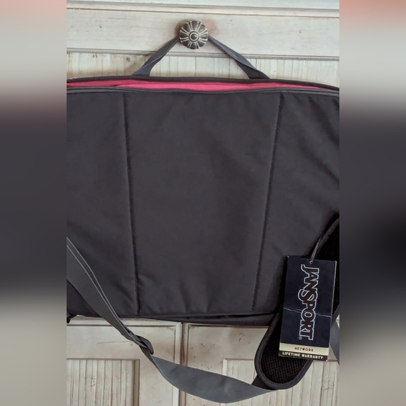 Jansport Network Laptop Messenger Bag. New With Tags. - Picture 2 of 16